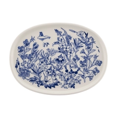 Serving plate 17cm Haru - The harmonious blue and white collection is an ode to Tove Jansson’s life and work. The design is inspired by the soft, tactile forms of the rocky island of Klovharun, where Tove spent ...